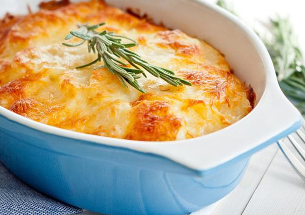 Filé de frango ao molho branco